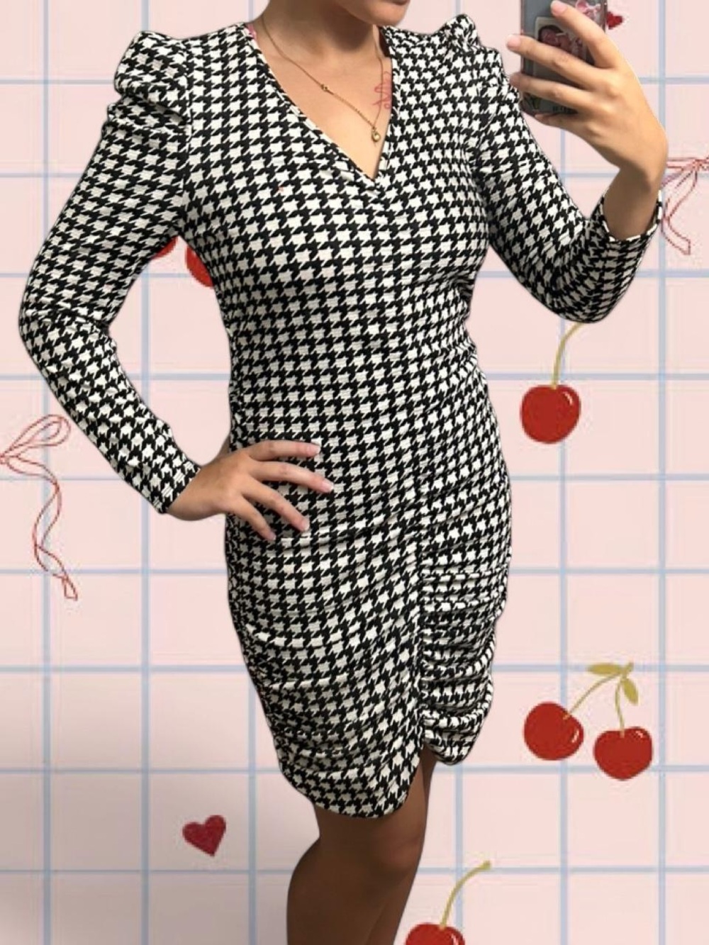 Classic Houndstooth V‑Neck Long Sleeve Dress - Black & White